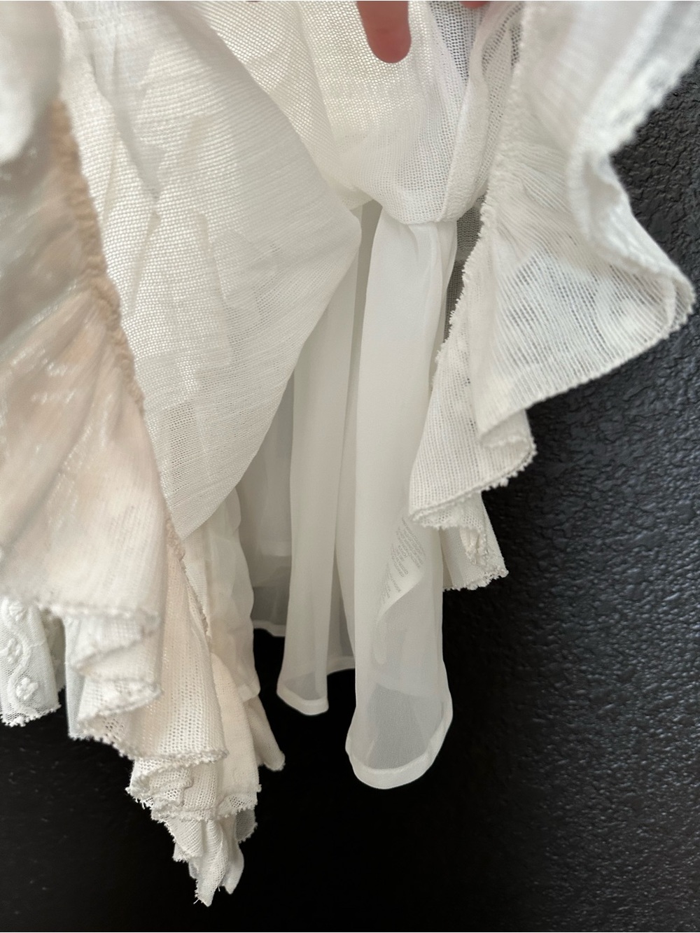 Anthropologie Sheer Cream Ruffled Boho Textured Whimsical Swing Top size M - Picture 8 of 13